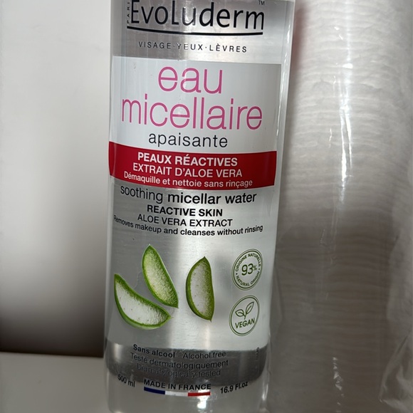 Soothing Micellar Water - Clear - Picture 2 of 2